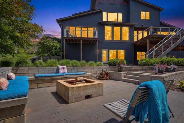 2229 Wall Street, Eagan, MN 55122