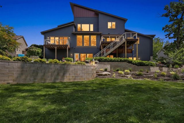 2229 Wall Street, Eagan, MN 55122