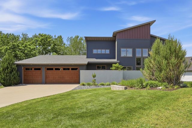 2229 Wall Street, Eagan, MN 55122