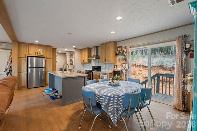 5005 Rocky Ridge Road, Connelly Springs, NC 28612