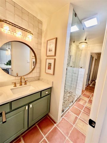 1601 Judy Lynn DR 107, Spicewood, TX 78669