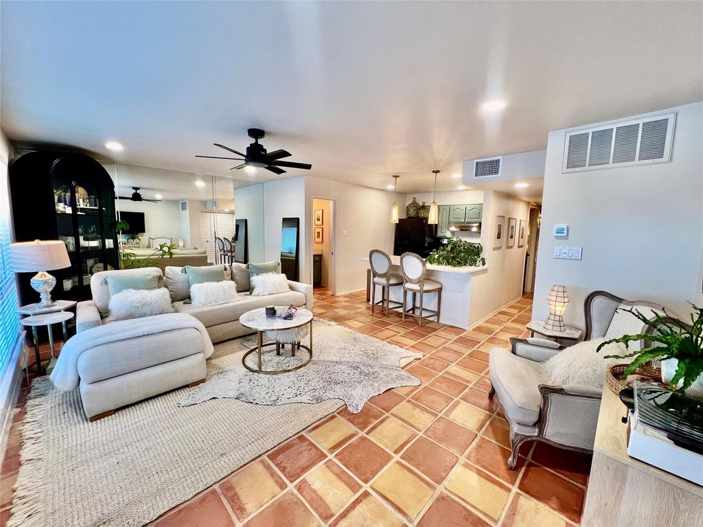 1601 Judy Lynn DR 107, Spicewood, TX 78669