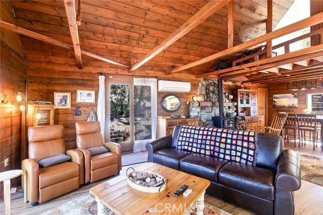 24387 Rocky Point Road, Idyllwild, CA 92549