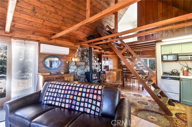 24387 Rocky Point Road, Idyllwild, CA 92549