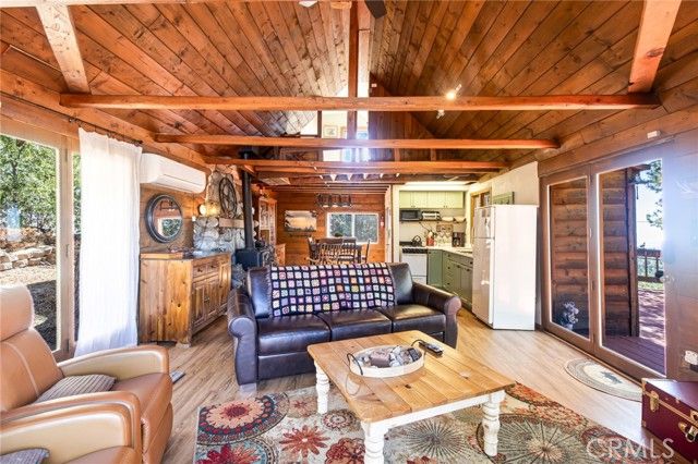 24387 Rocky Point Road, Idyllwild, CA 92549