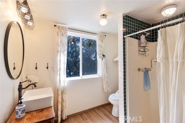 24387 Rocky Point Road, Idyllwild, CA 92549