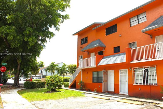 2260 W 55th St 2, Hialeah, FL 33016