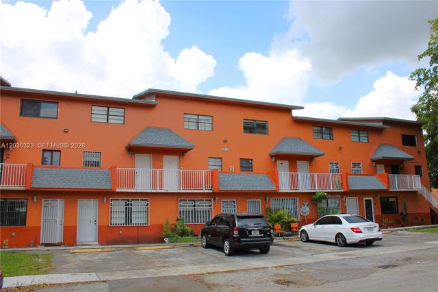 2260 W 55th St 2, Hialeah, FL 33016