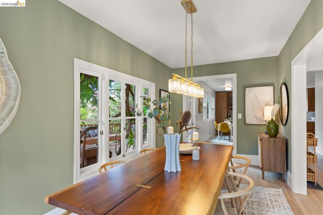 25 Stonewall Rd, Berkeley, CA 94705