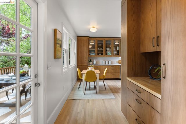 25 Stonewall Rd, Berkeley, CA 94705