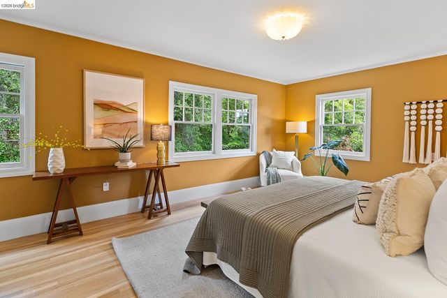 25 Stonewall Rd, Berkeley, CA 94705