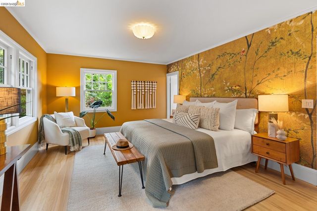 25 Stonewall Rd, Berkeley, CA 94705