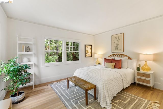 25 Stonewall Rd, Berkeley, CA 94705