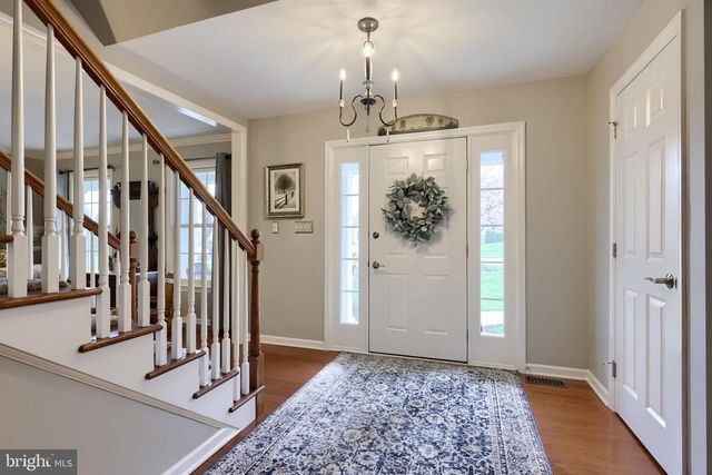 432 BELLAIRE DR, York, PA 17402