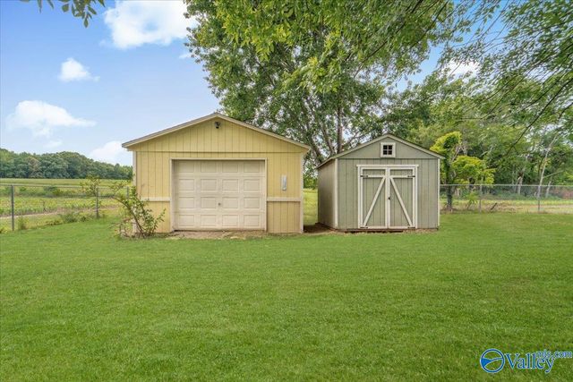 3908 Maysville Road, Huntsville, AL 35811