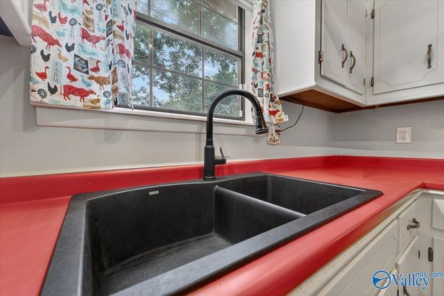 3908 Maysville Road, Huntsville, AL 35811
