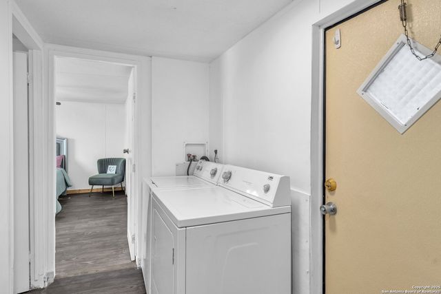 337 Buckhorn Dr, Canyon Lake, TX 78133