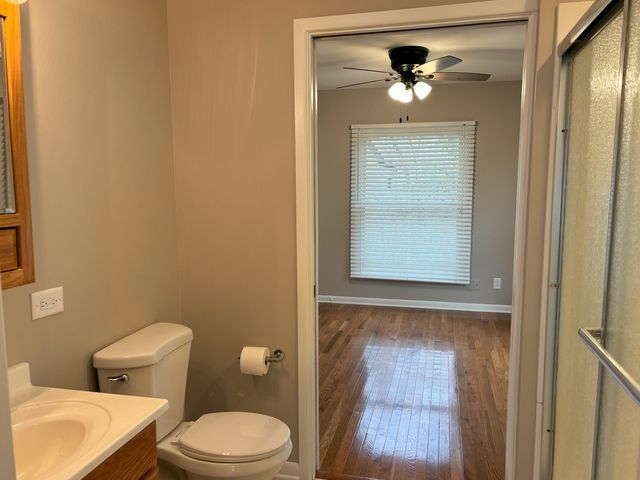 103 N Greenfield Avenue, Crystal Lake, IL 60014