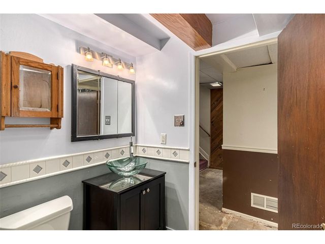 17523 E Lasalle Dr, Aurora, CO 80013