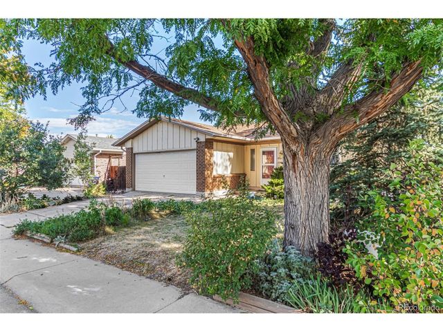 17523 E Lasalle Dr, Aurora, CO 80013