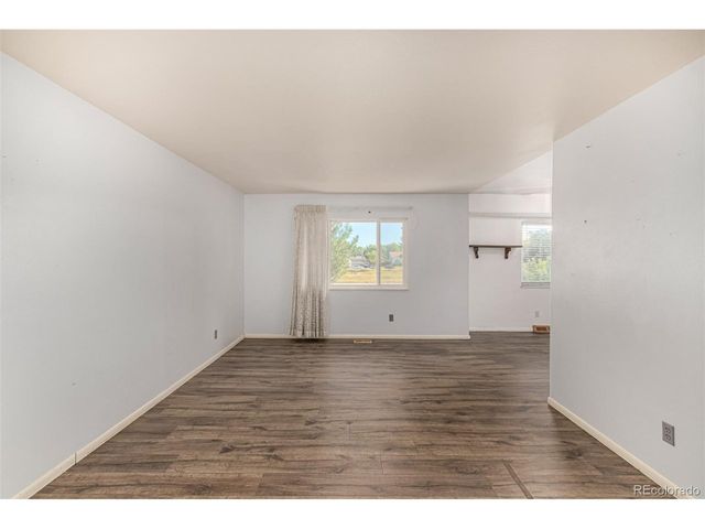 17523 E Lasalle Dr, Aurora, CO 80013