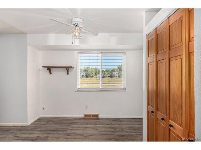 17523 E Lasalle Dr, Aurora, CO 80013