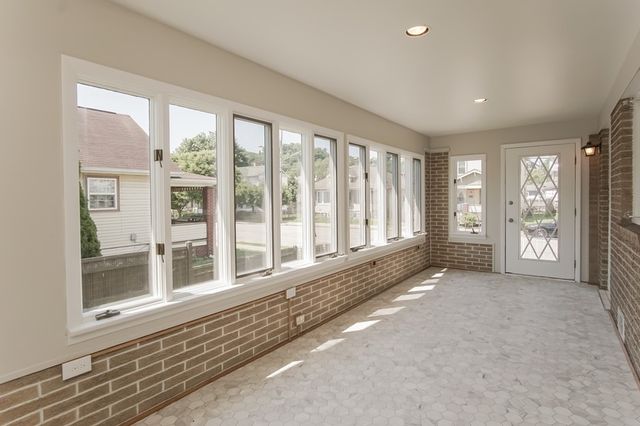 600 Indiana Ave, Monaca, PA 15061