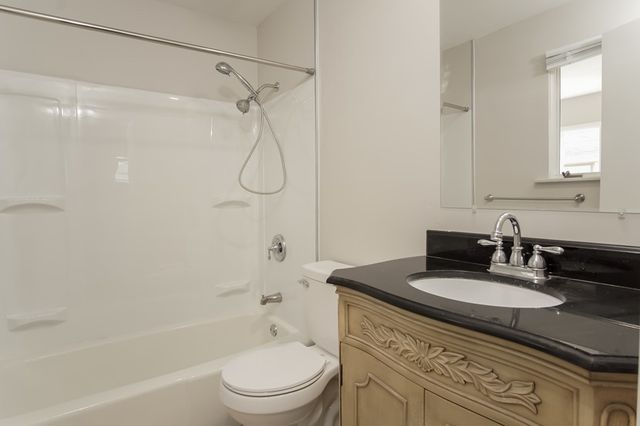 600 Indiana Ave, Monaca, PA 15061