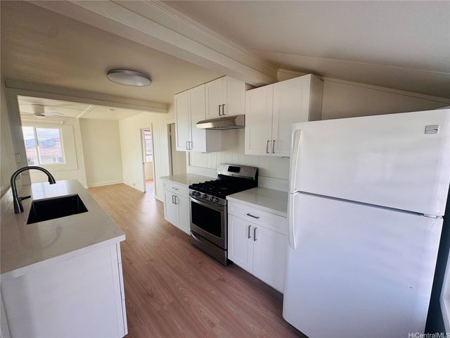 2664 Waolani Avenue C, Honolulu, HI 96817