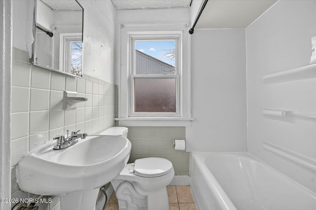 2143 Alvin Street, Toledo, OH 43607