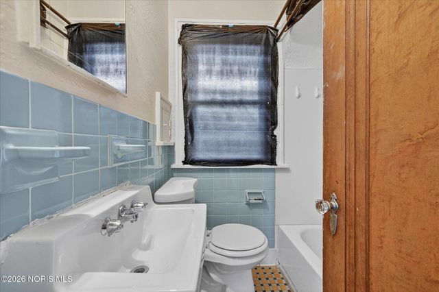 2143 Alvin Street, Toledo, OH 43607