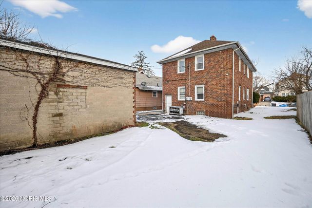 2143 Alvin Street, Toledo, OH 43607