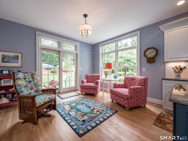 6 Parkman Place, Old Saybrook, CT 06475