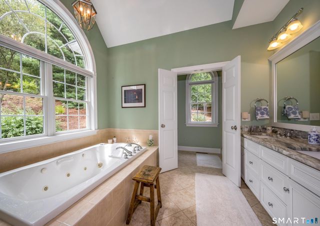 6 Parkman Place, Old Saybrook, CT 06475