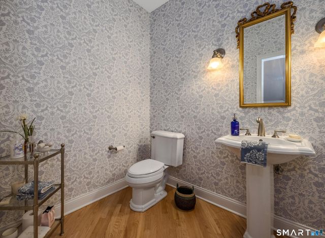 6 Parkman Place, Old Saybrook, CT 06475