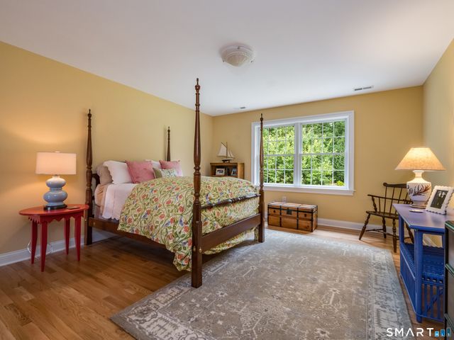 6 Parkman Place, Old Saybrook, CT 06475