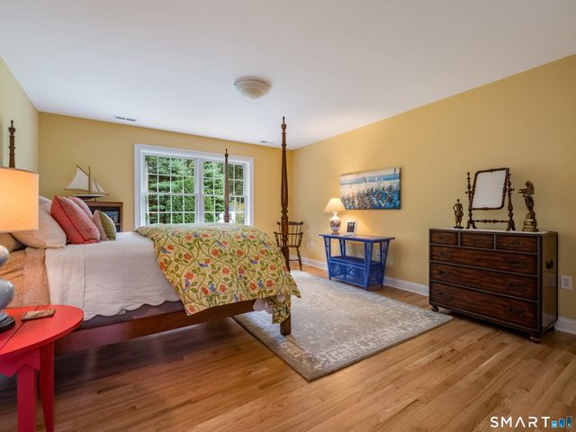 6 Parkman Place, Old Saybrook, CT 06475