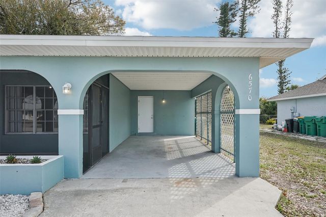 6570 COLISEUM BOULEVARD, Port Charlotte, FL 33981