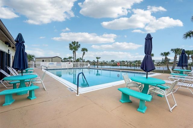 6570 COLISEUM BOULEVARD, Port Charlotte, FL 33981