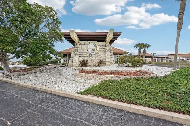 6570 COLISEUM BOULEVARD, Port Charlotte, FL 33981