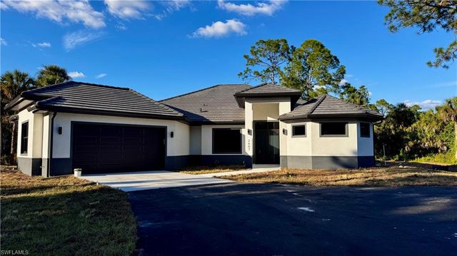 3268 12th ave se, Naples, FL 34120