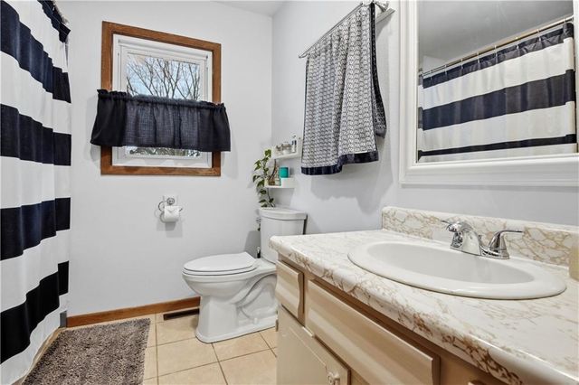 2553 Spooner Avenue, Altoona, WI 54720