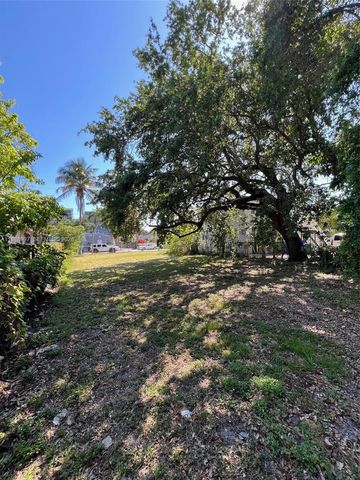 267 NW 31st Street, Miami, FL 33127