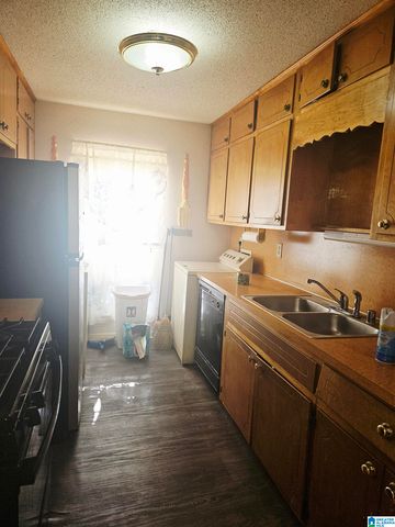 6916 KIMBERLY AVENUE, Birmingham, AL 35212