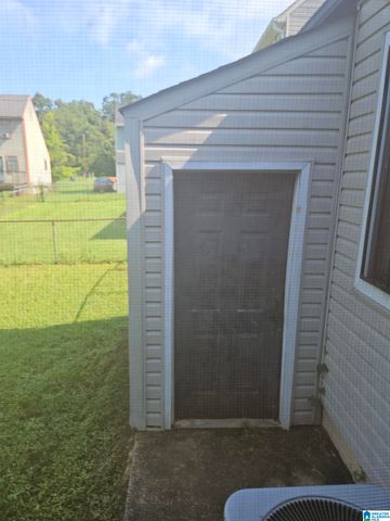 6916 KIMBERLY AVENUE, Birmingham, AL 35212