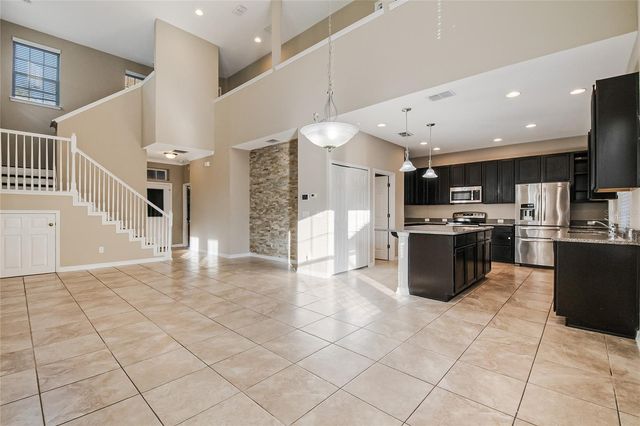 6844 SUNDROP STREET, Harmony, FL 34773