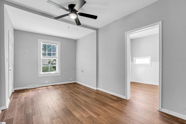 2 Bridge Road, Taylors, SC 29687