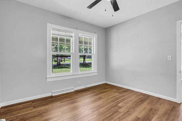 2 Bridge Road, Taylors, SC 29687