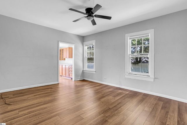 2 Bridge Road, Taylors, SC 29687