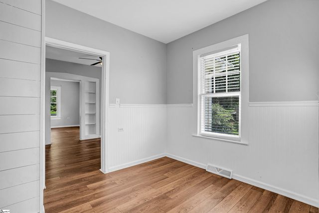 2 Bridge Road, Taylors, SC 29687